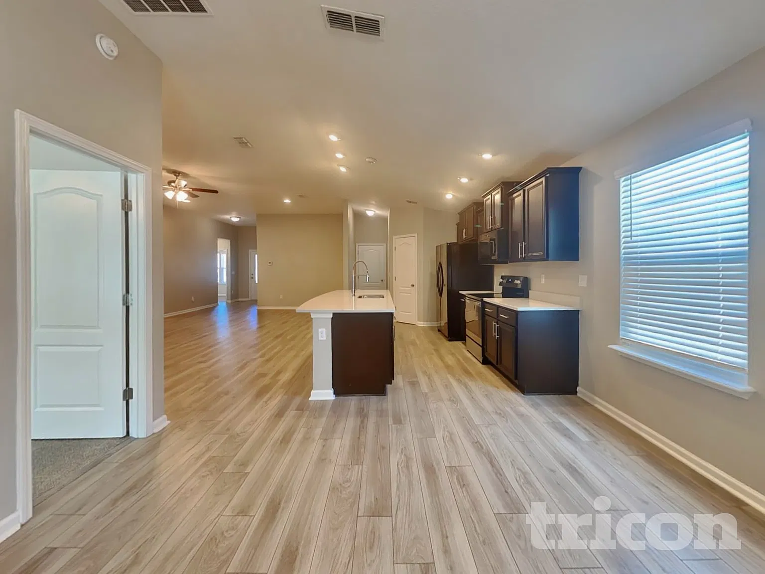 10076 Bengal Fox Drive Jacksonville FL — Photo 4