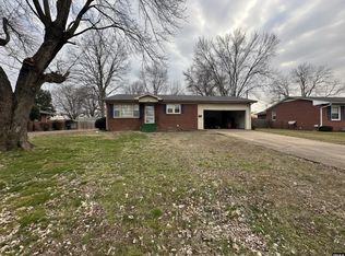 405 K St, Martin, TN 38237