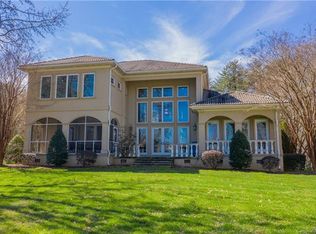 149 Larkhaven Ln, Mooresville, NC 28117