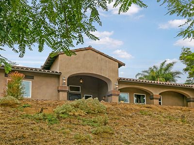 945 Valley Dr, Vista, CA, 92084