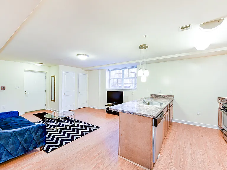 Park Vista Apartments — Photo 7