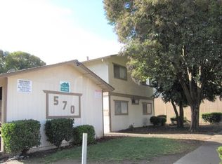 570 E 7th St APT 2, Gilroy, CA 95020