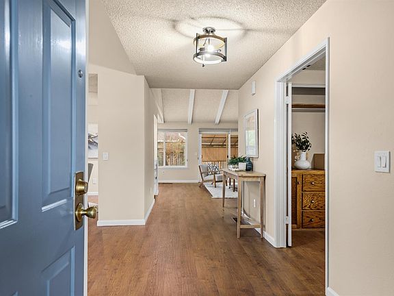 2nd image of 8853 Oak Trail Court