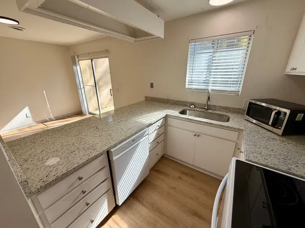 214 Charleston Ave, Clemson, SC 29631