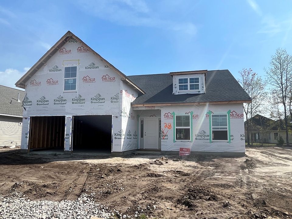 1st image of 560 Canborough Ln