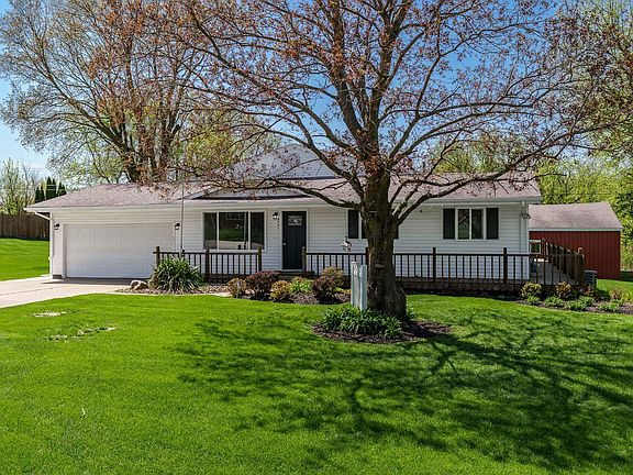 2nd image of 4701 Linview Dr