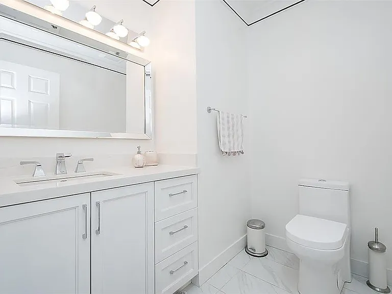5530 Greenleaf Rd — Photo 21