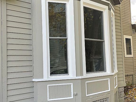 3rd image of 7561 Park Ave