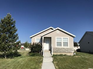 1945 N Napa Dr, Saratoga Springs, UT 84045