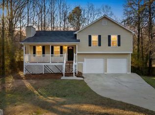 446 Thornbrooke Dr, Hiram, GA 30141