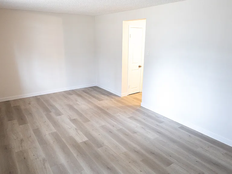 2124 15th St SW — Photo 17