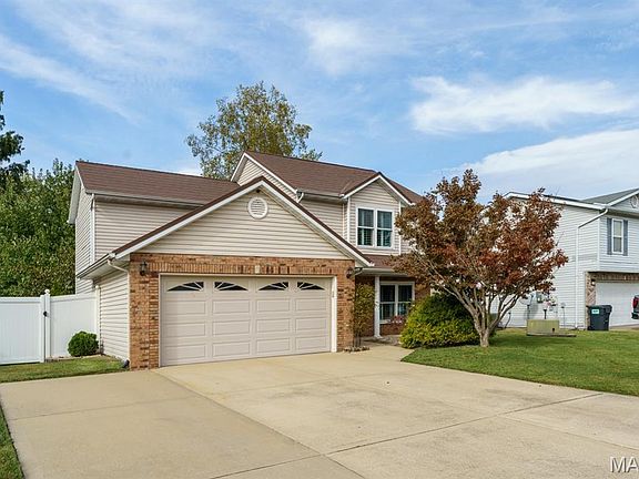 2nd image of 5121 Stacey Dr
