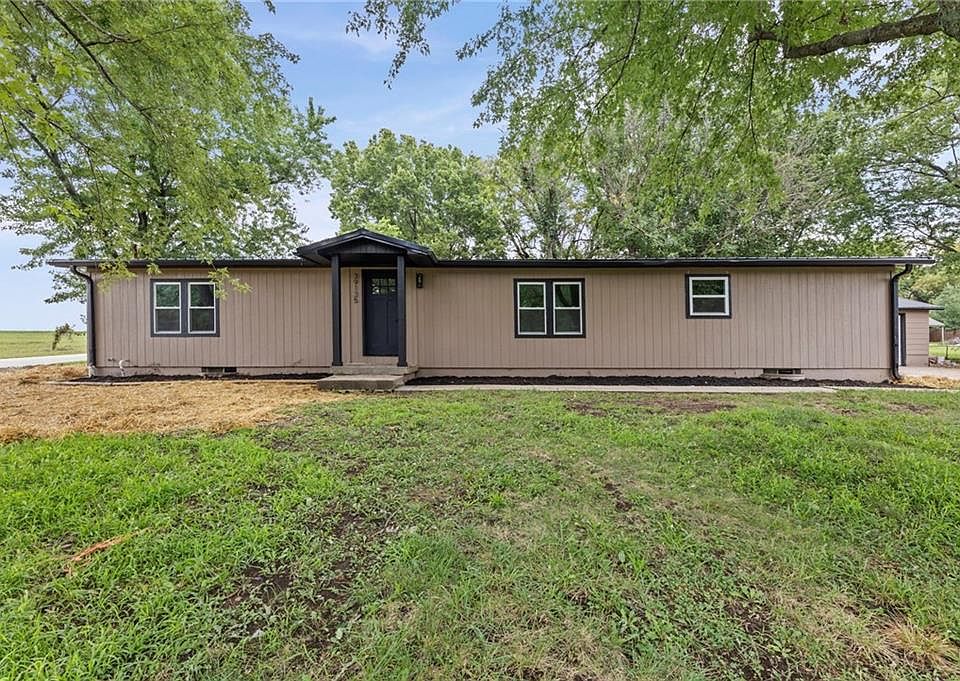 1st image of 39135 Plum Creek Rd