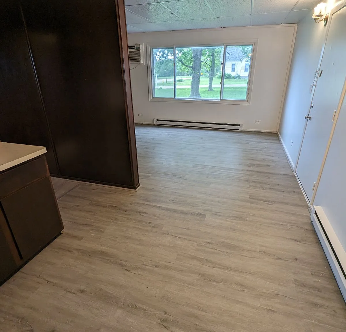 2 bed, 800 sqft, $800 — Photo 4