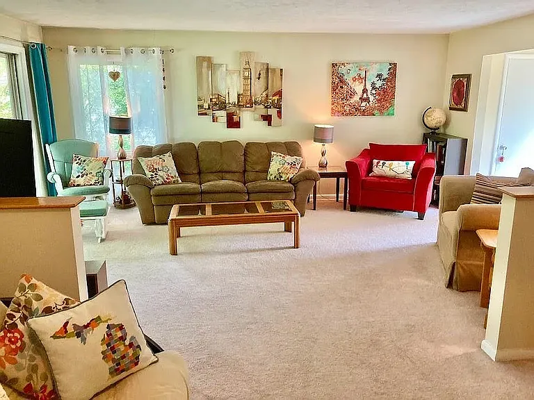 337 Wallinwood Ave NE — Photo 6