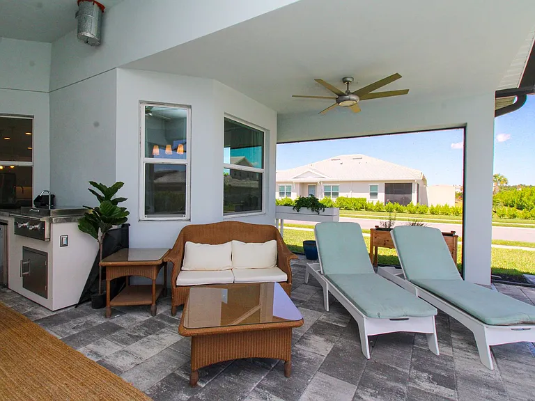 9241 Cayman Dr — Photo 39