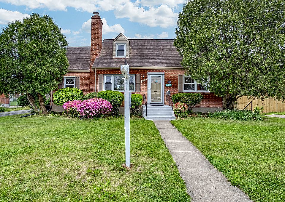 Cape cod with curb appeal