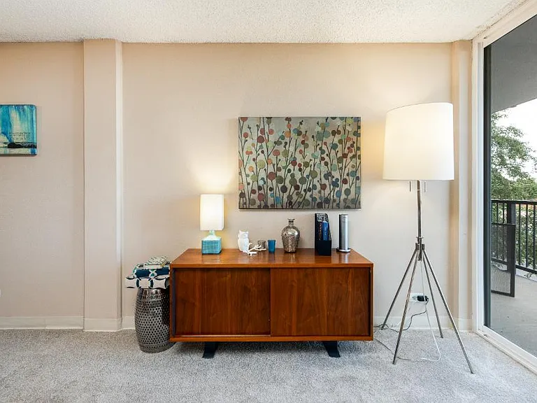Beacon House — Photo 4