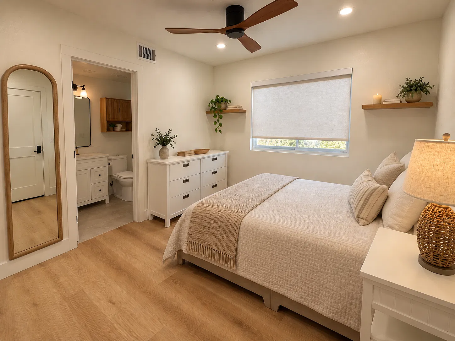 Studio, 180 sqft, $2,100 — Photo 2