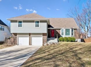 15918 W 136th Ter, Olathe, KS 66062