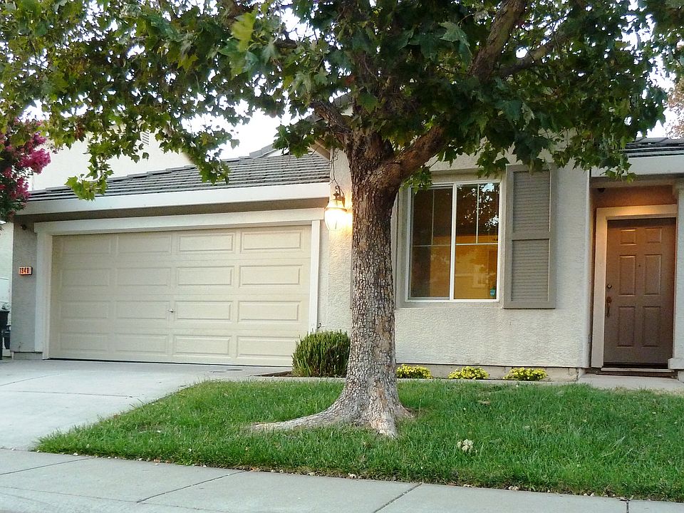 1st image of 1840 Stonecrest Dr