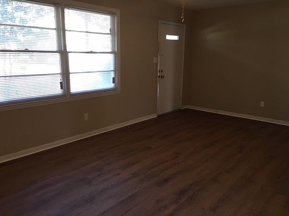 2nd image of 207 W Force St
