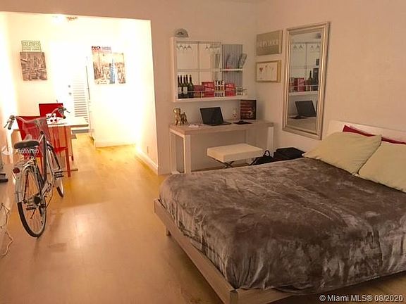 4th image of 6944 Byron Ave APT 11