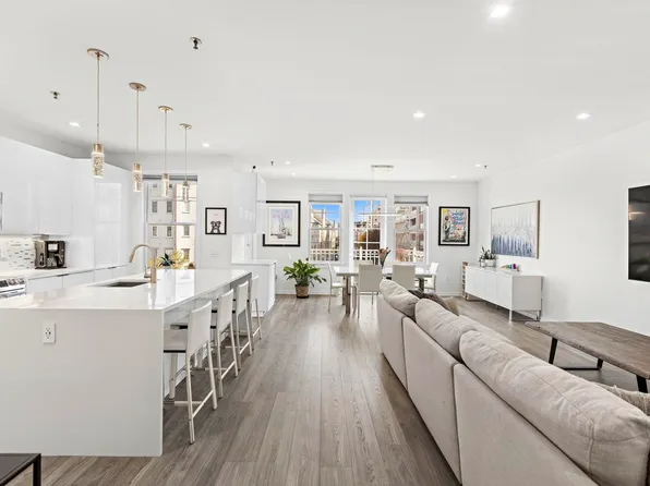 1 Independence Way APT 412, Jersey City, NJ 07305