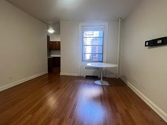 Rented by Sovereign Associates | media 2