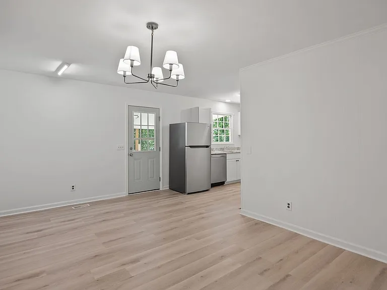 7444 Edenwood Ln — Photo 7