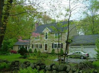 59 Orchard St, Medfield, MA 02052