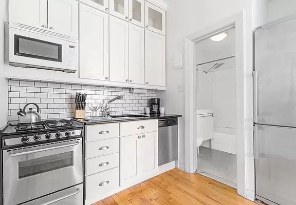 2nd image of 238-240 E 30th St #3R