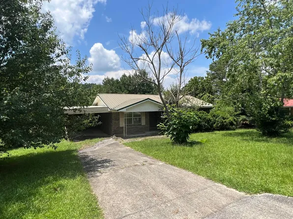 3700 Hoggle Ridge Rd, Haleyville, AL 35565