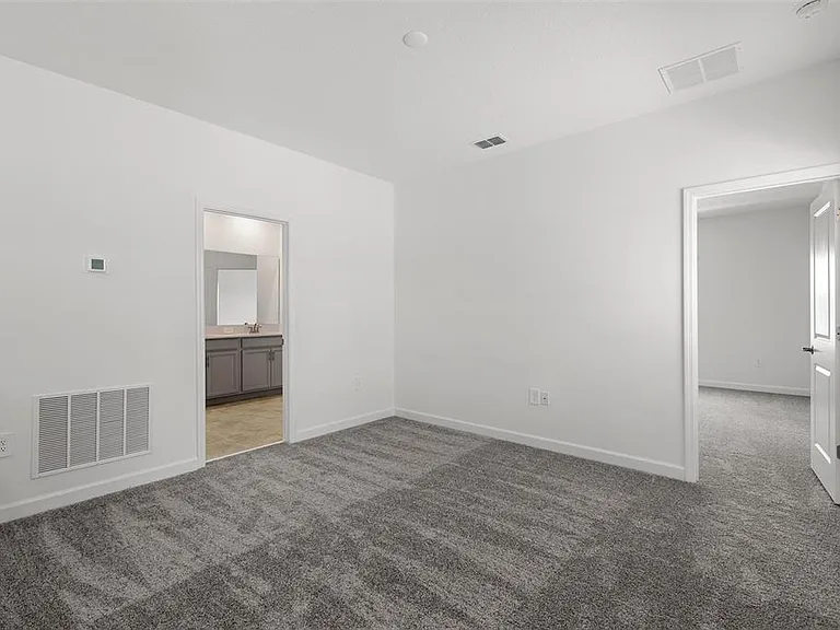 3039 Addison Blvd — Photo 18