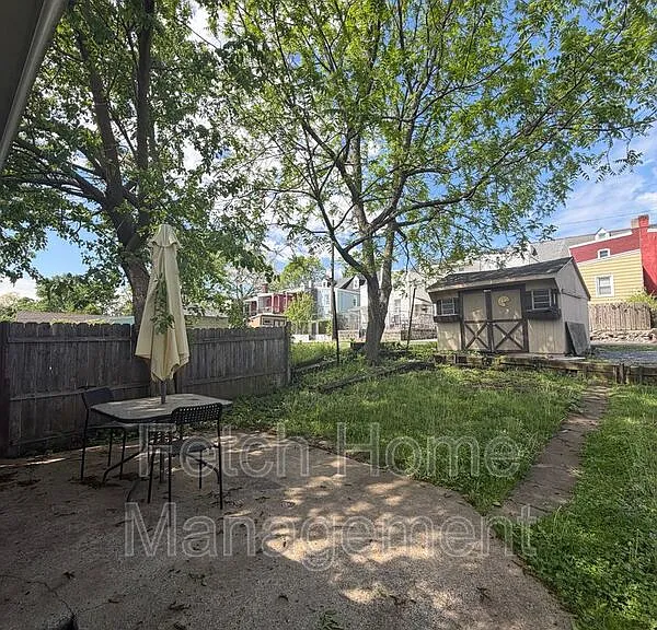 422 Hillside Ave — Photo 6