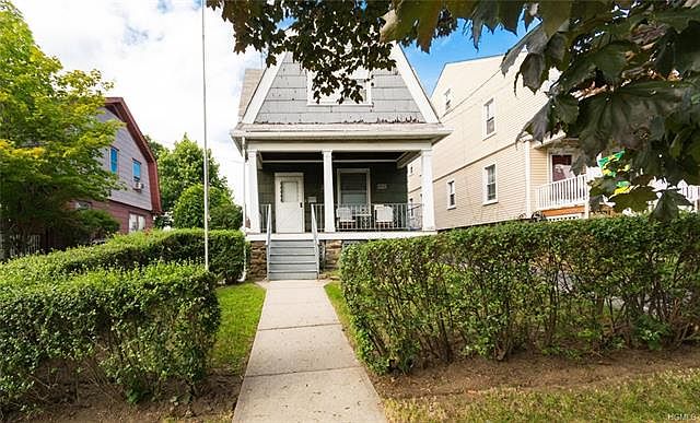 1st image of 209 Roberts Ave