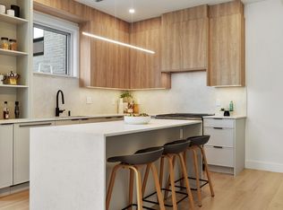 1132 Madore Ave #102, Coquitlam, BC V3K 3B9