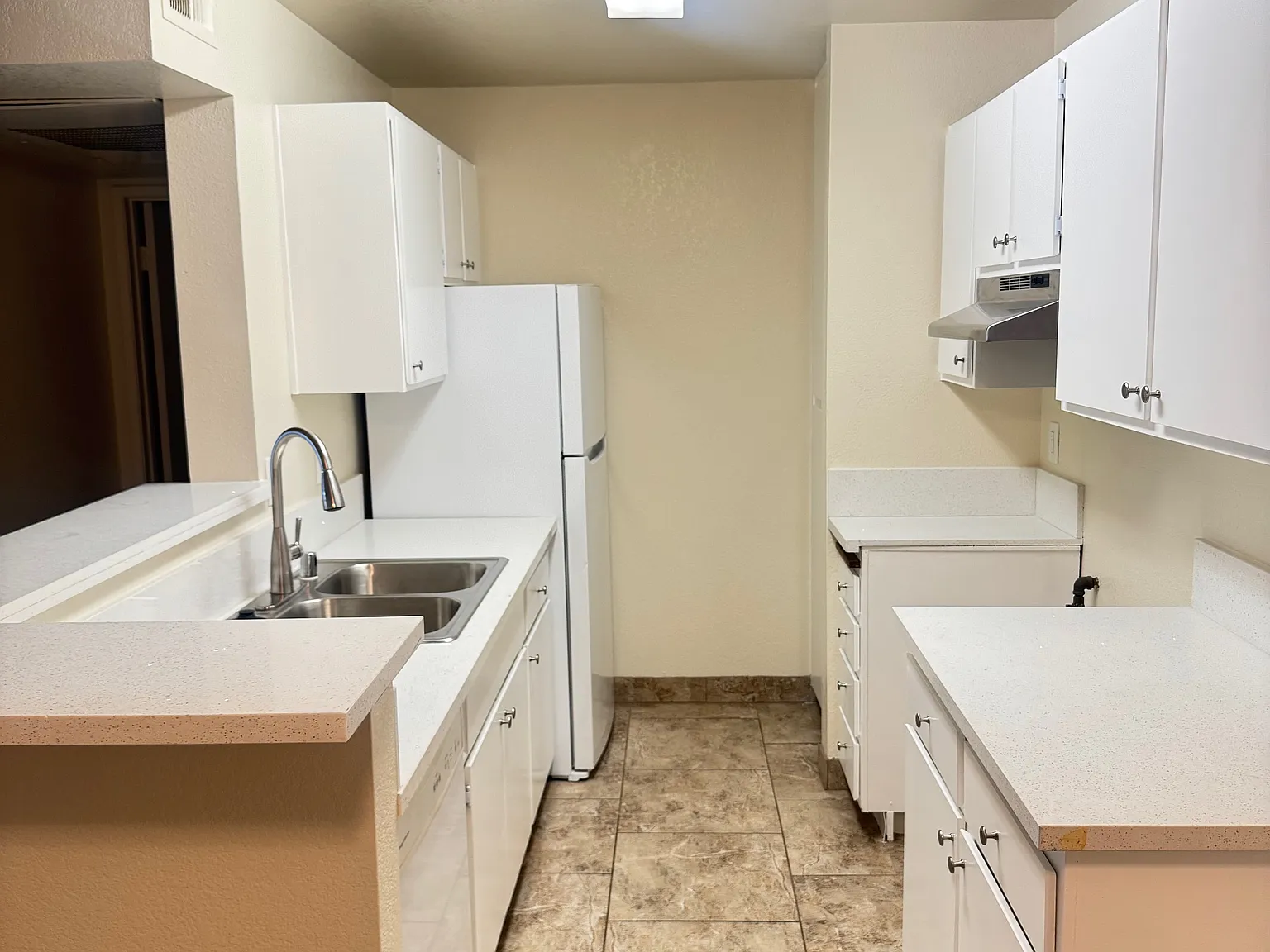 1 bed, 700 sqft, $1,850 — Photo 3
