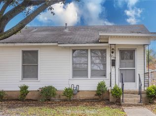 3700 Live Oak Ave, Waco, TX 76708