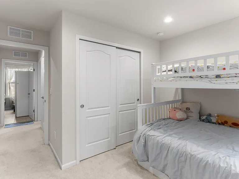 2825 Dillon Dr — Photo 30