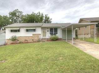 1108 N Maple Ave, Sand Springs, OK 74063