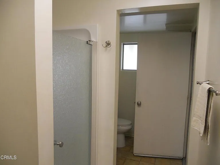 841 Valley Rd — Photo 11