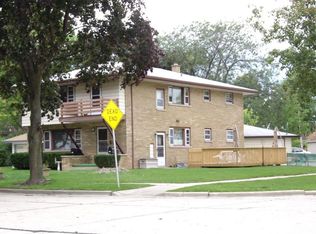 9100 W Herbert Ct, Milwaukee, WI 53225