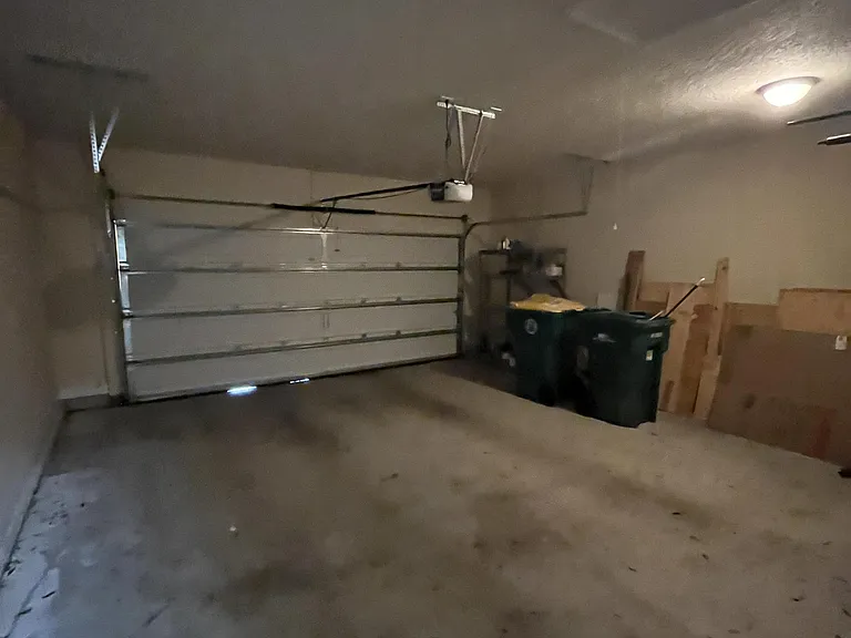808 Pine Alley St — Photo 10