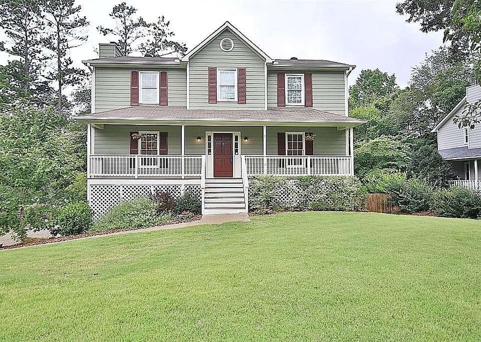 1st image of 1900 Falcon Wood Dr NE
