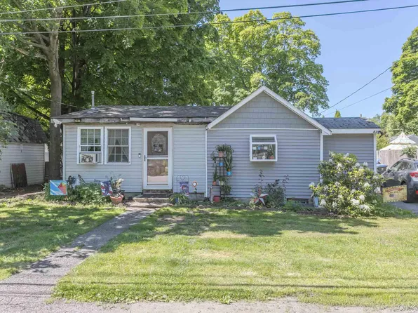 43 Oak Street, Greenwood Lake, NY 10925