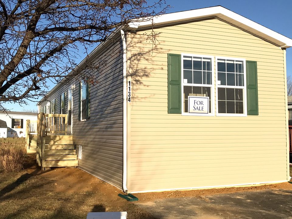 1st image of 525 Vincent Ln