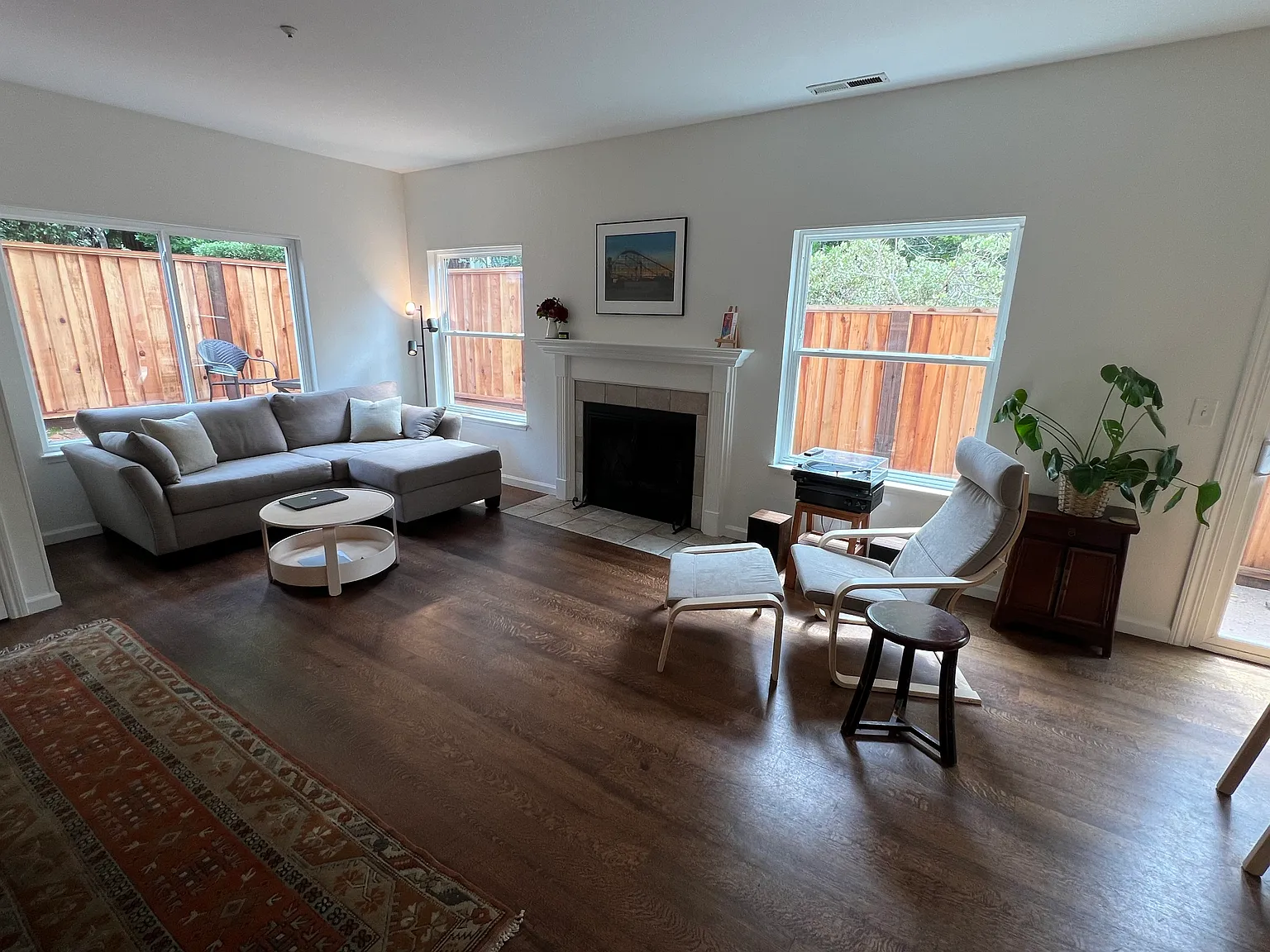 3 bed, 1504 sqft, $1,600 — Photo 2