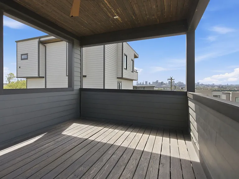 1202 Katie Ave — Photo 37