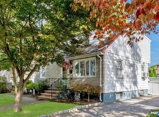 69 River Rd, New Milford, NJ 07646